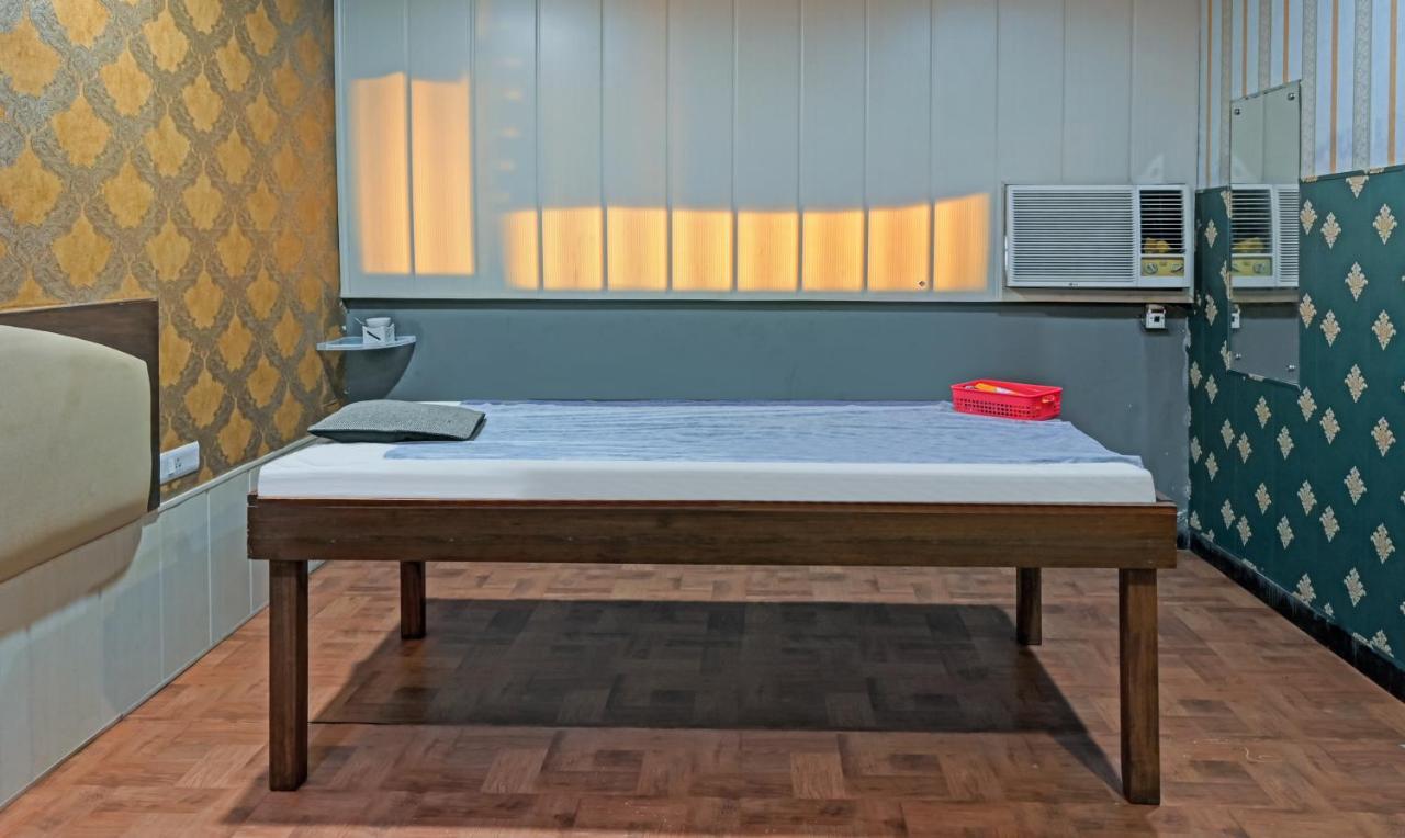 Itsy Hotels Auzone & Spa Chandīgarh Zewnętrze zdjęcie